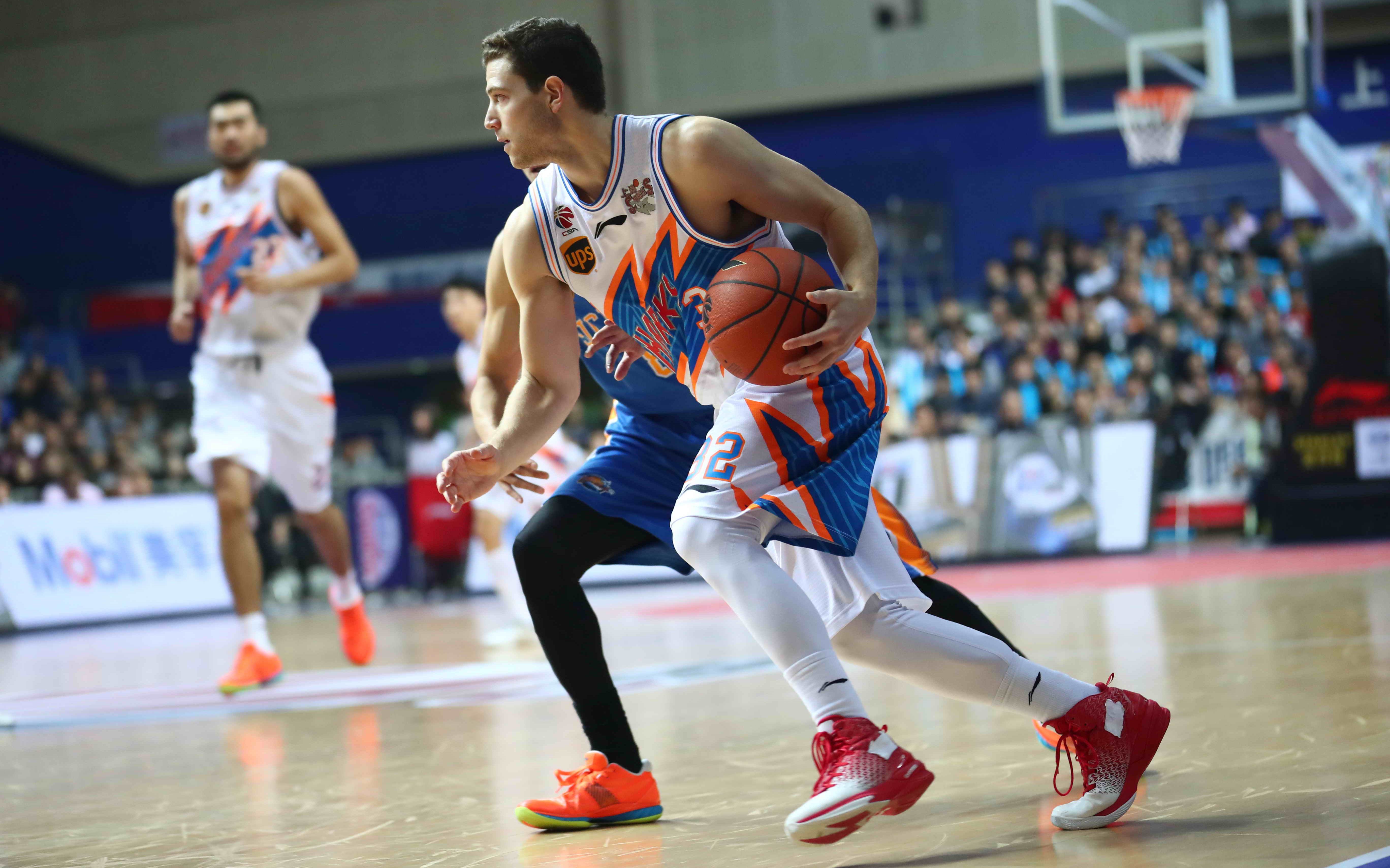 cba直播在线观看高清投屏视频_(cba直播在线观看高清在哪里)  第2张