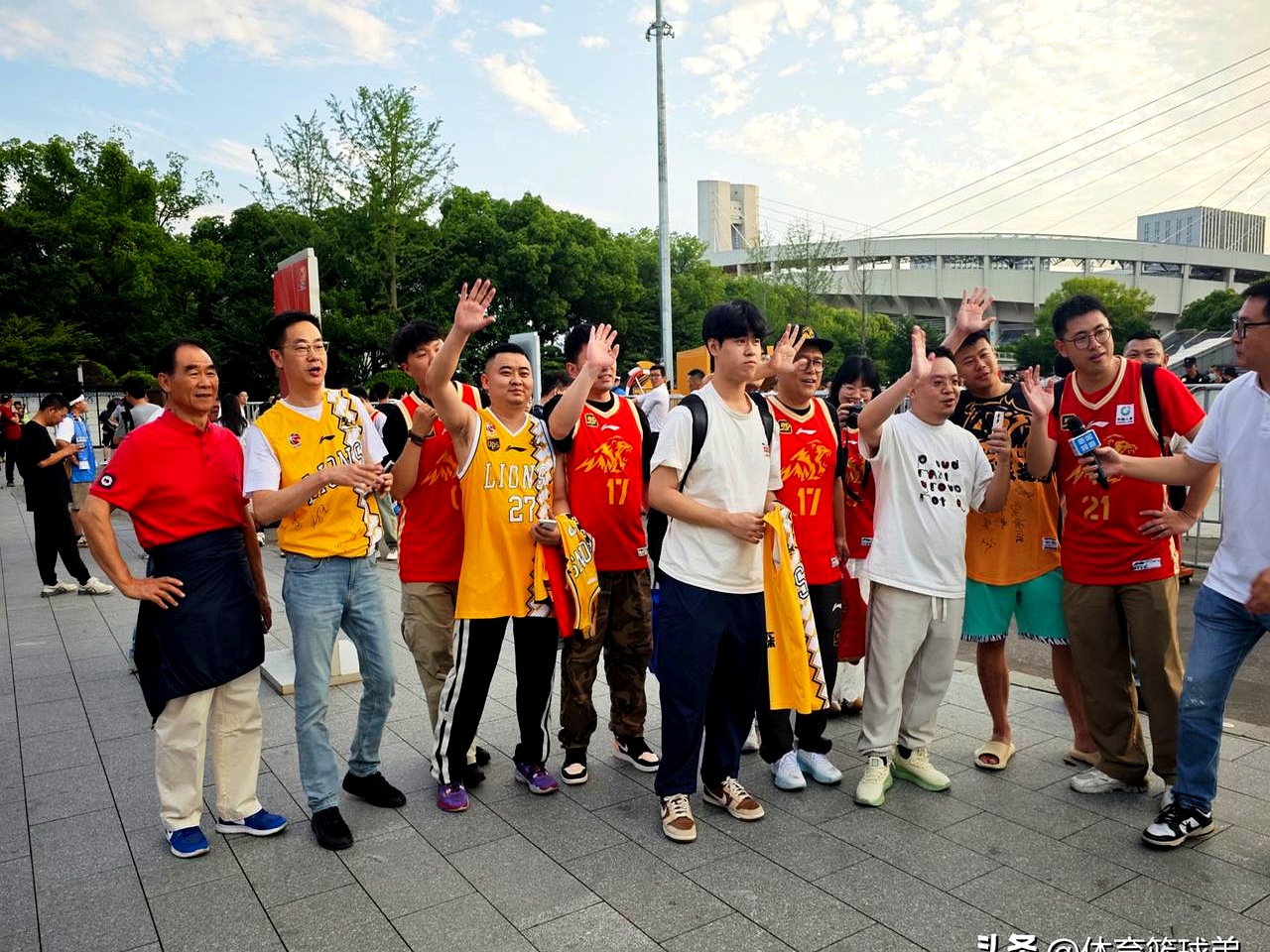 cba直播现场直播球迷网_(cba在线直播观看直播球迷网)  第2张