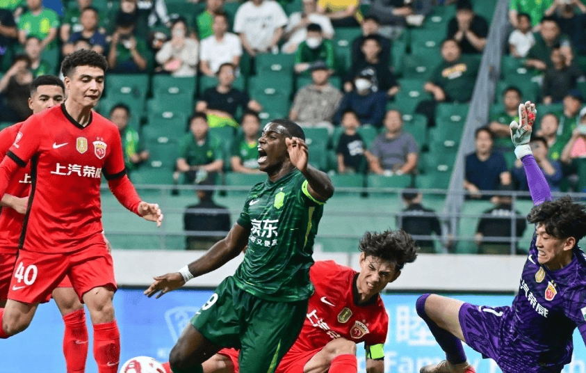 关于足协加大对“洋哨”的借用力度外籍裁判执法京鲁大战的信息  第1张