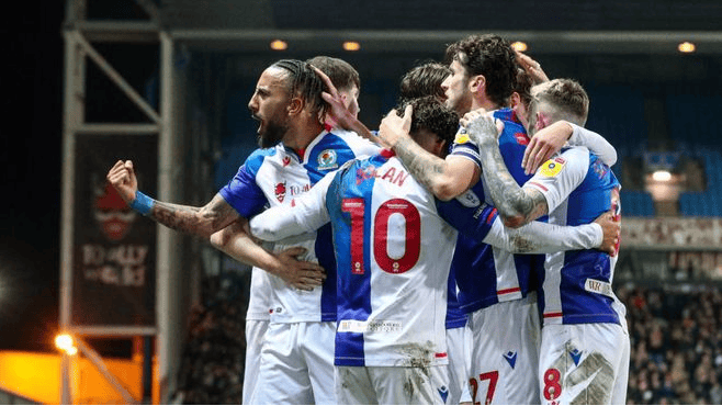 阿什利扬儿子签约伊普斯维奇父子有望同台竞技的简单介绍  第2张