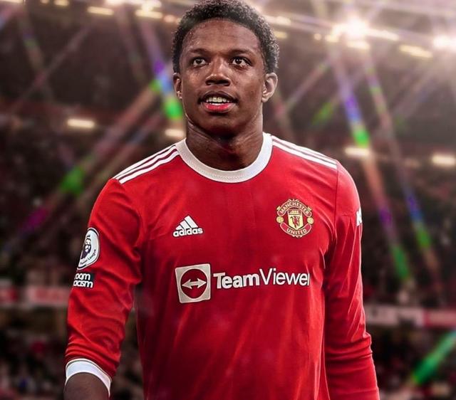 包含曝费耶诺德在尝试签下瓦尔迪后者目前是自由球员的词条