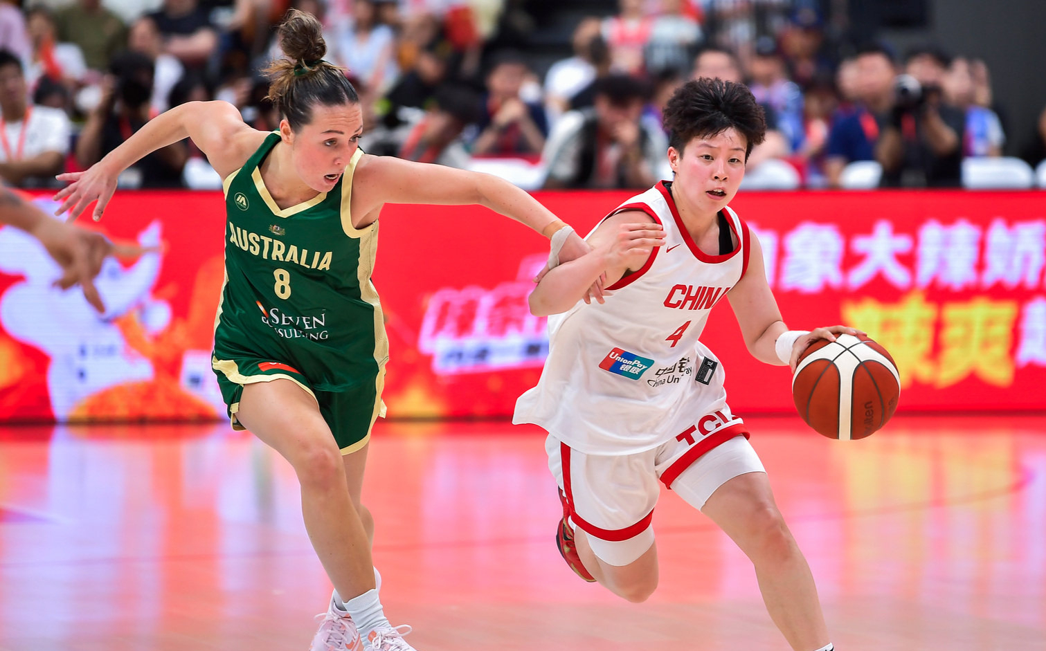 日女甲:富士通红浪女篮VS丰田羚羊女篮的简单介绍  第1张