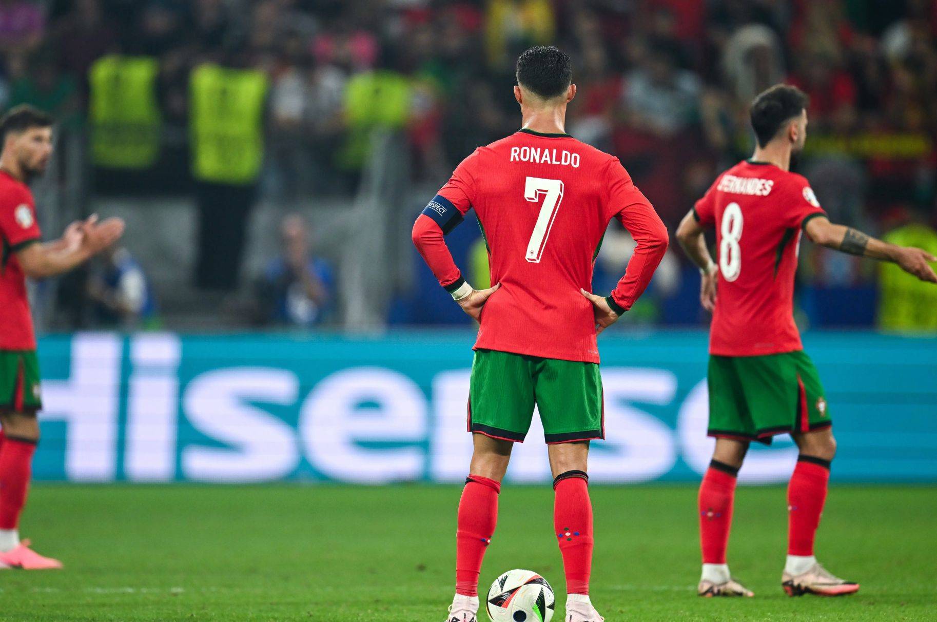 包含C罗：葡萄牙夺冠将震撼世界传统强队本就应该赢得大赛的词条  第2张