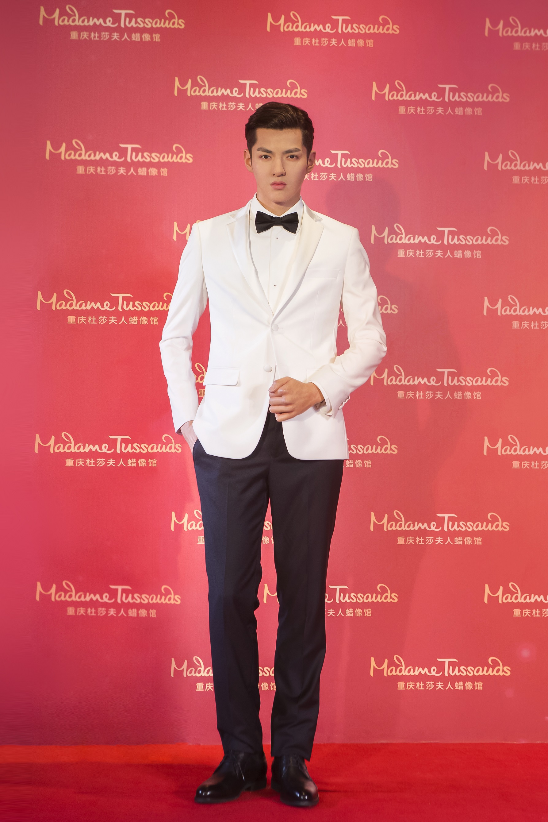 维尼修斯为自己的蜡像揭幕之后将在杜莎夫人蜡像馆展出的简单介绍 第1张 维尼修斯为自己的蜡像揭幕之后将在杜莎夫人蜡像馆展出的简单介绍 第1张