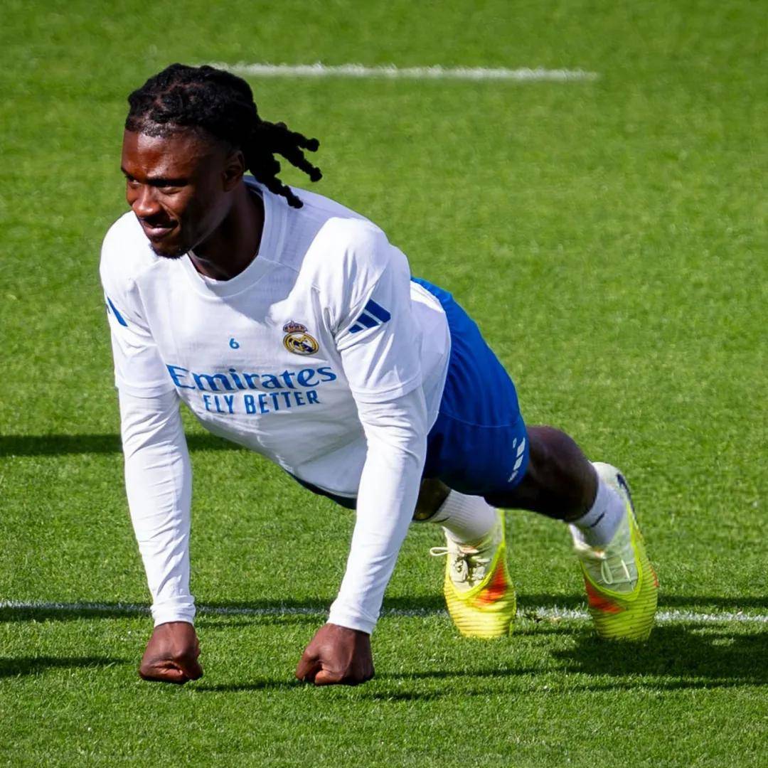 包含曝皇马计划今夏签约斯蒂勒填补克罗斯的空缺的词条  第2张