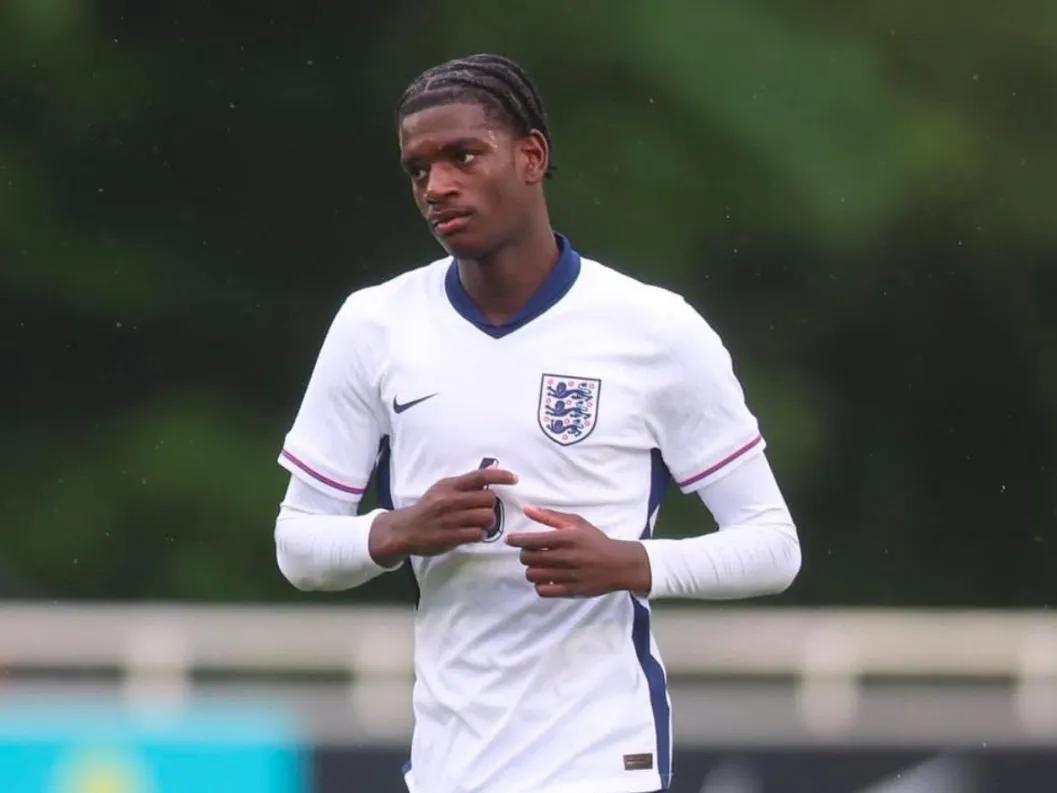 关于阿森纳连续三个赛季获得联赛亚军枪手需要继续提升的信息  第1张