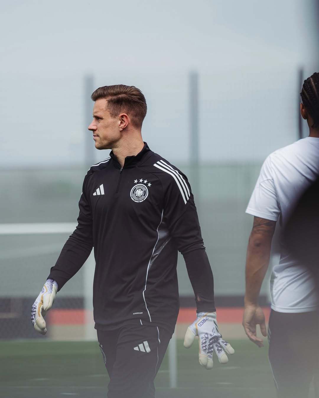 关于特尔施特根在巴萨未来变得不确定曾有报道英超球队对其有意的信息 第1张 关于特尔施特根在巴萨未来变得不确定曾有报道英超球队对其有意的信息 第1张