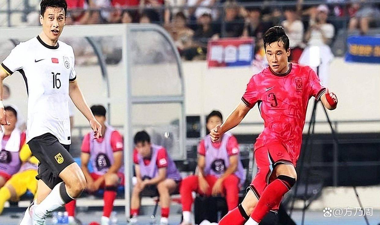 媒体评东亚杯国足首战失利国足处在重建期的简单介绍