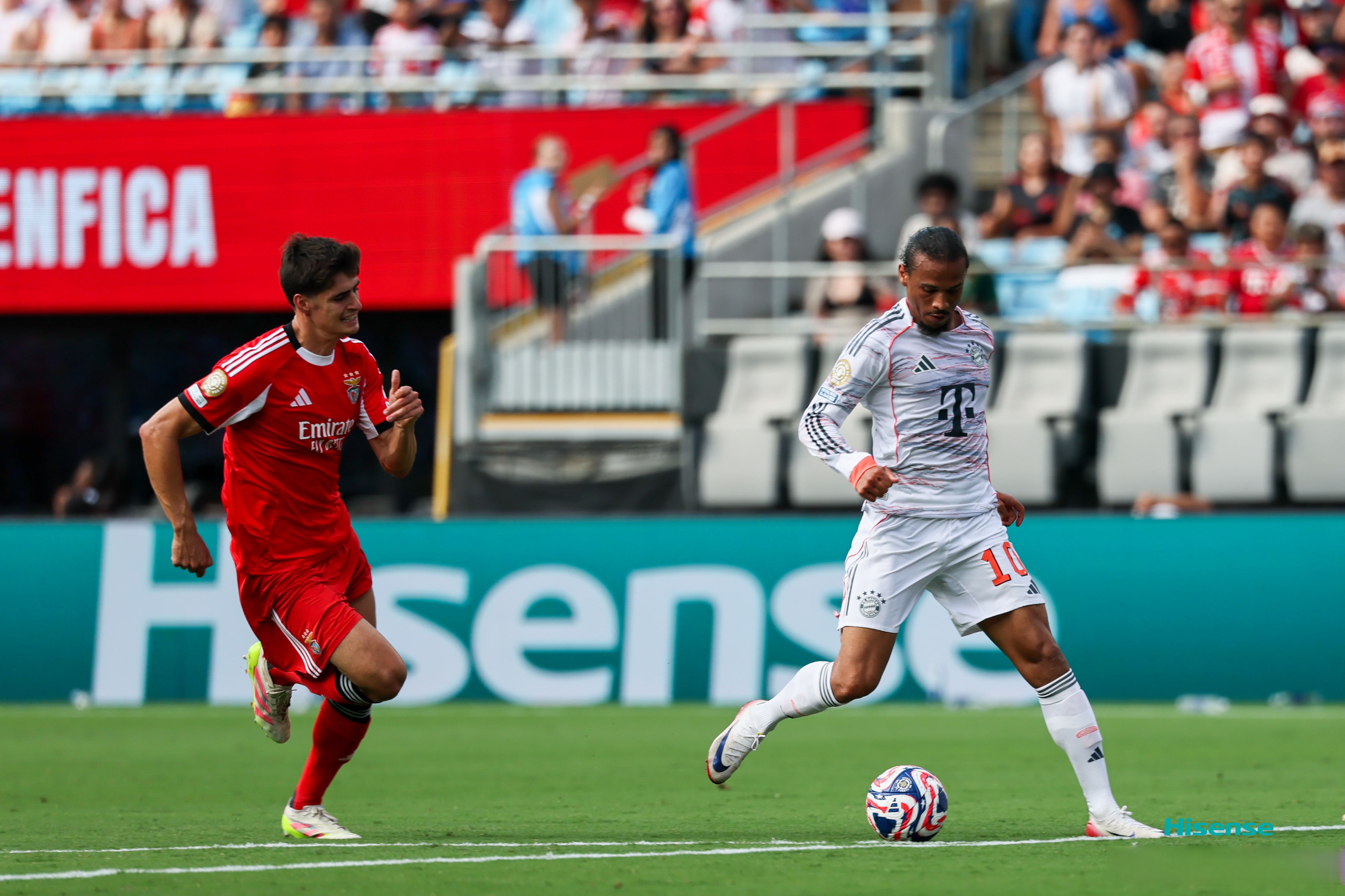 关于加拉塔萨雷提交报价争取引进金玟哉拜仁计划出售球员的信息  第1张