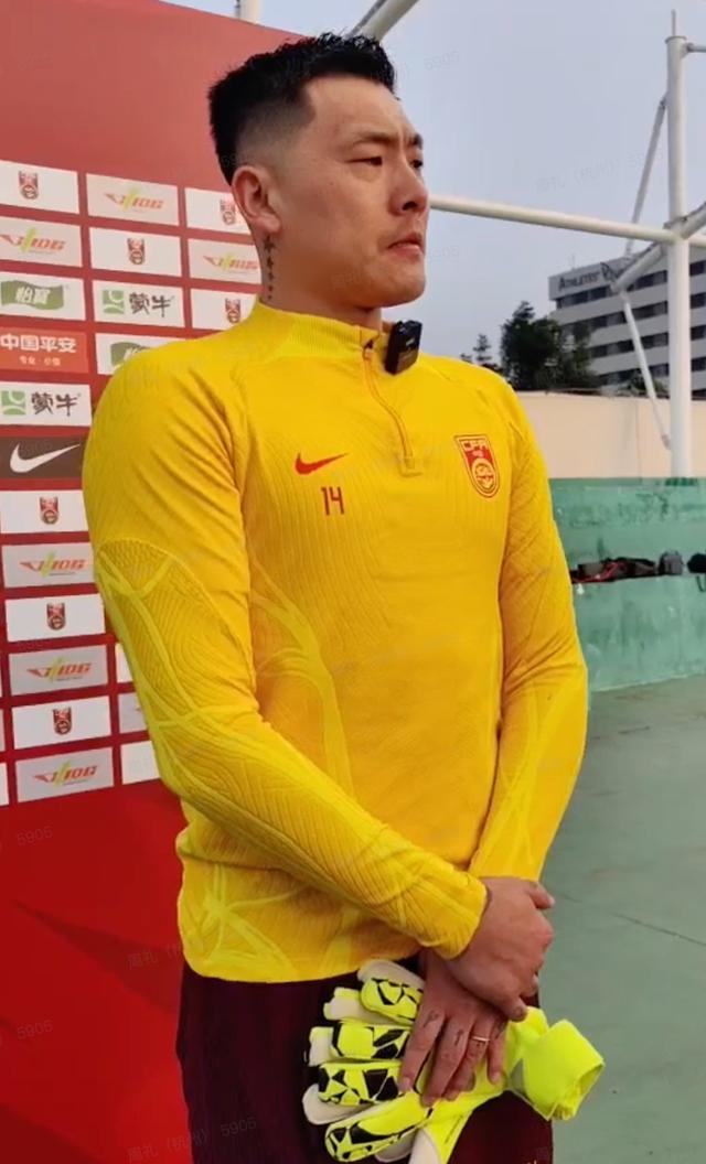 王大雷发文疑似告别国家队落选新一期国足大名单的简单介绍  第1张