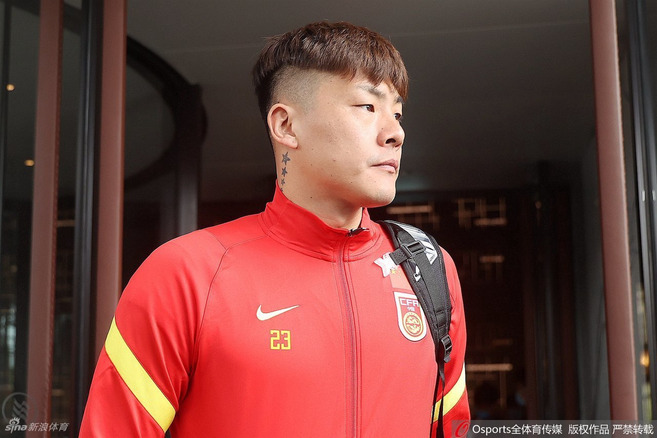 关于曝阿兰近期回青岛参加热身赛还将参加退役仪式的信息  第2张