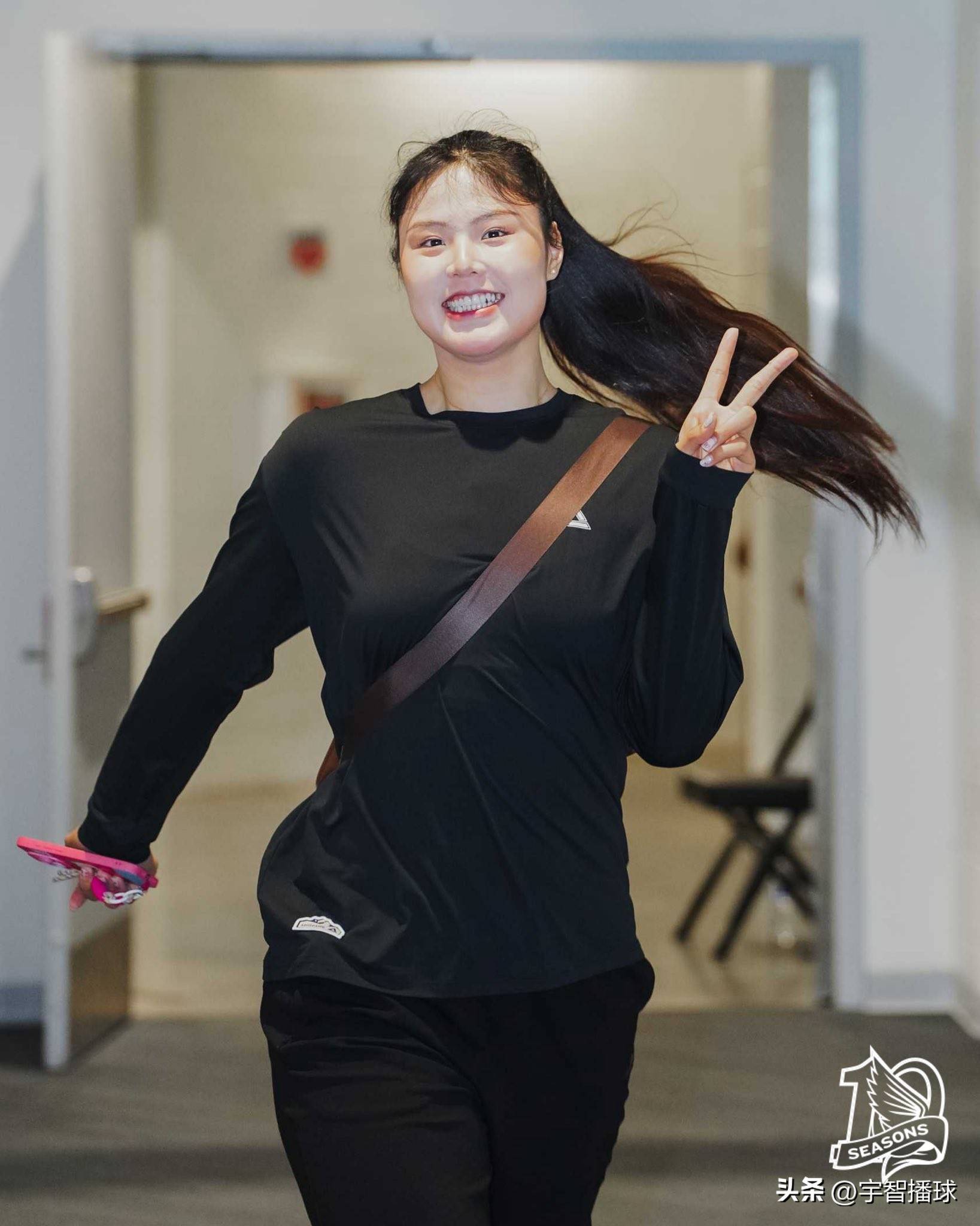 李月汝飞翼首秀出场时间创新高贡献2分2板2助的简单介绍  第2张