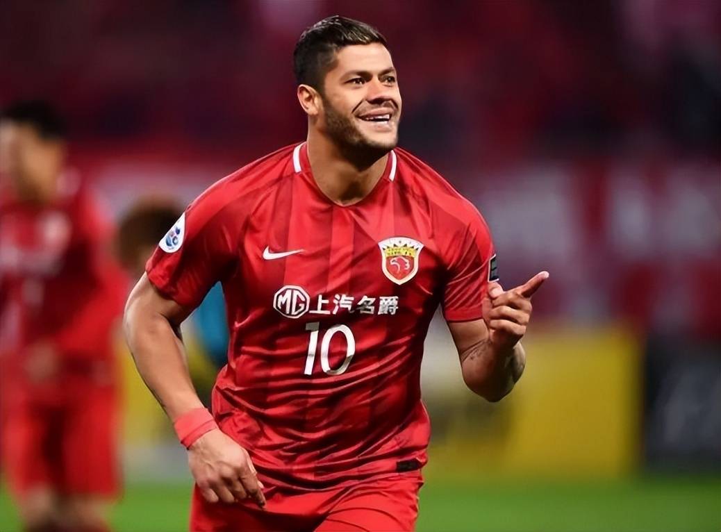 上海申花球迷呼吁换外援米内罗伤缺4个月的简单介绍  第1张