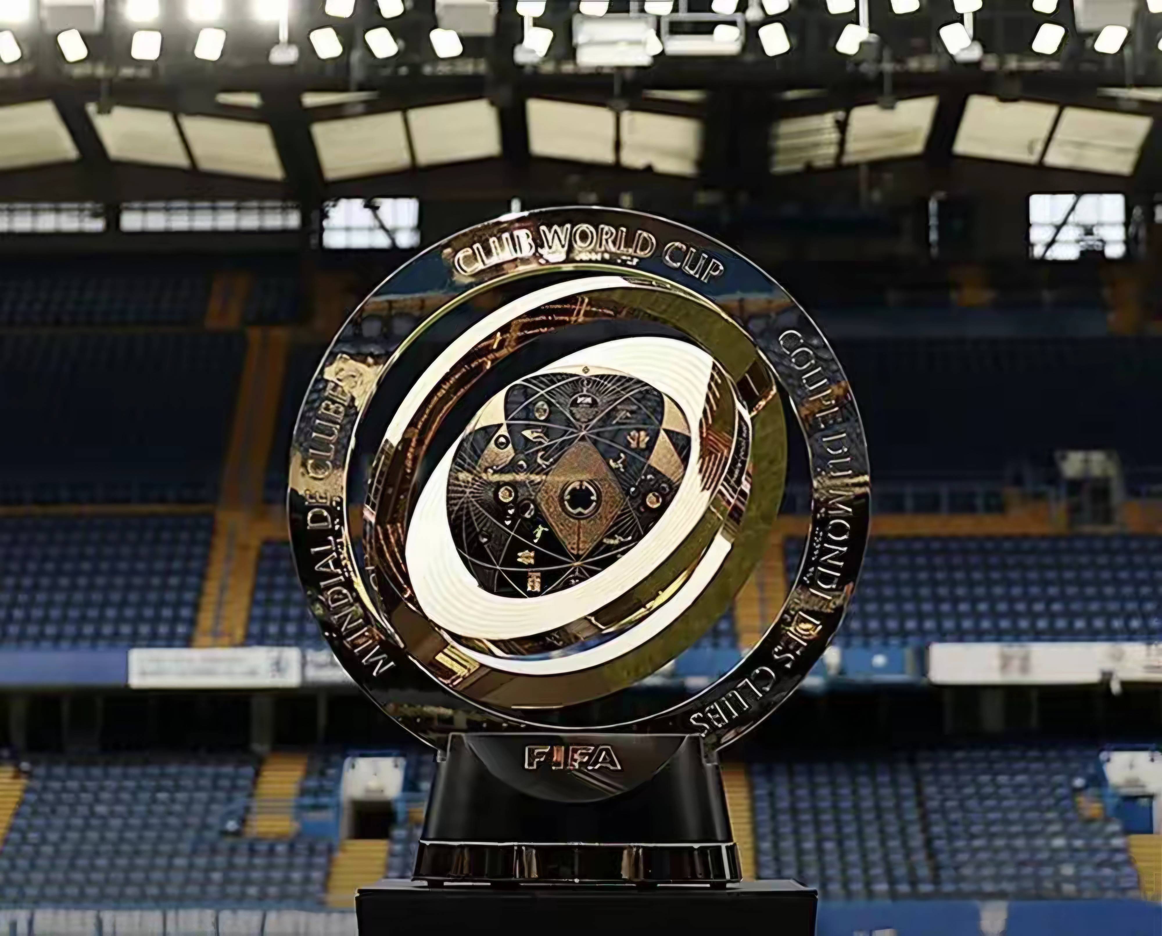 关于曝皇马世俱杯将用433阵型全员均需参与防守的信息 第1张 关于曝皇马世俱杯将用433阵型全员均需参与防守的信息 第1张