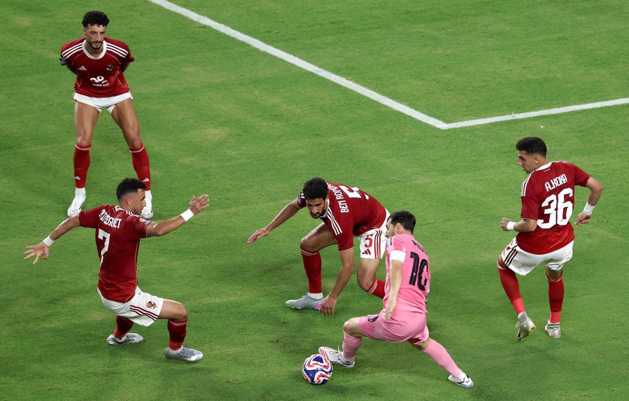 关于迈阿密国际门将当选揭幕战最佳球员全场贡献8次扑救的信息  第1张