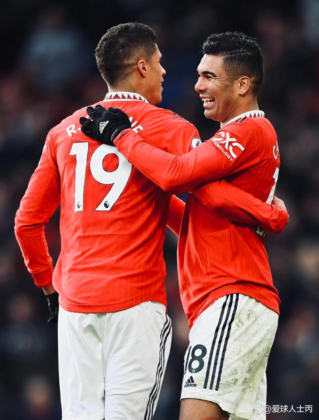 TA分析曼联目标约翰维克托与埃德森相似的简单介绍  第1张