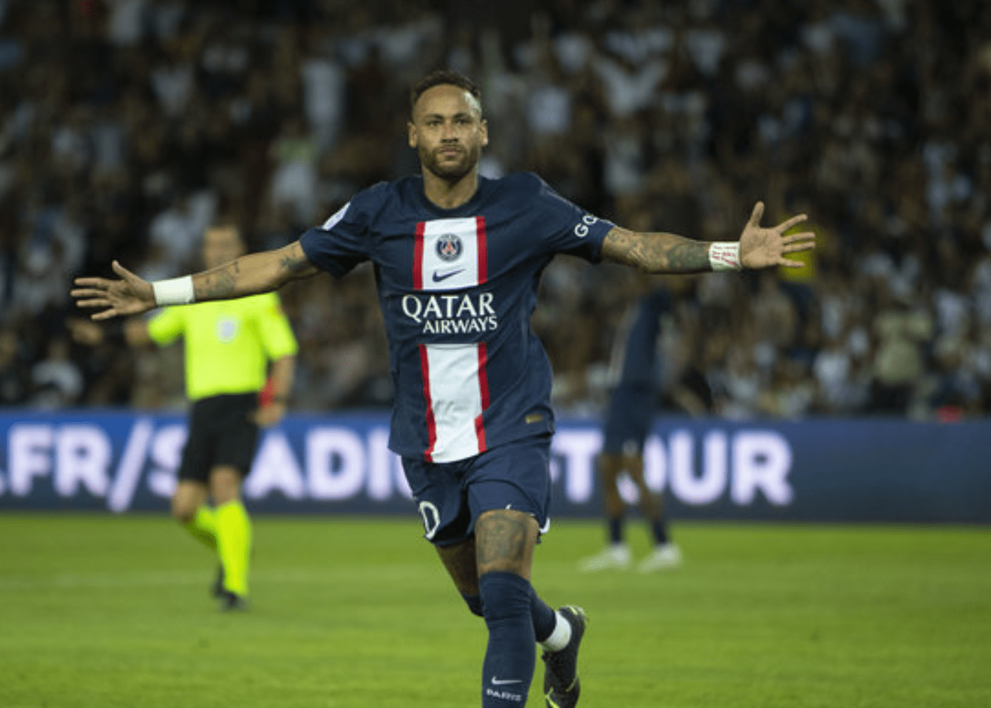 关于曝利雅得胜利有意巴斯托尼提供天价年薪的信息  第2张