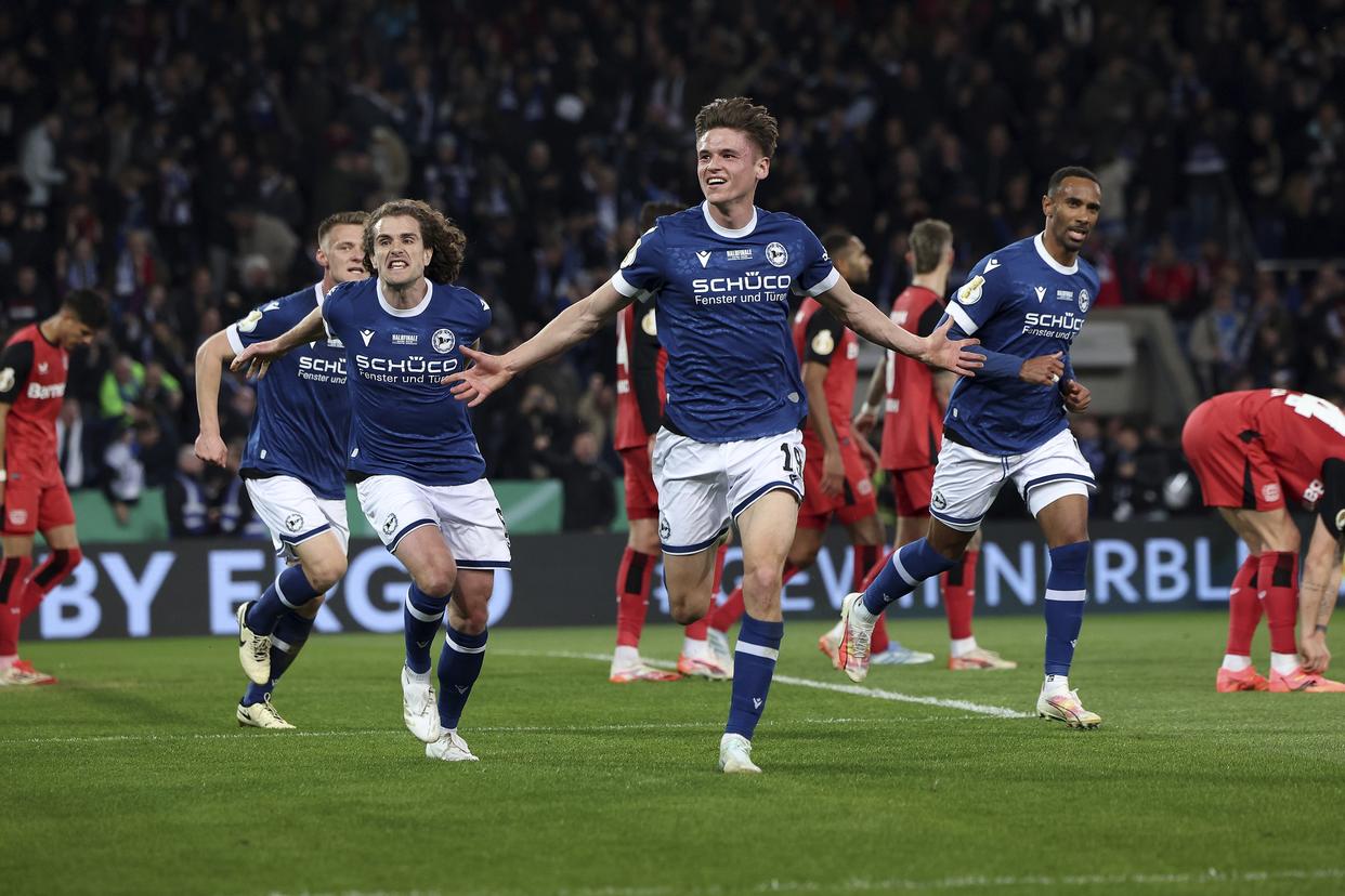 包含德国杯柏林联合VS比勒菲尔德比赛预测柏林联合占据交锋战绩优势的词条