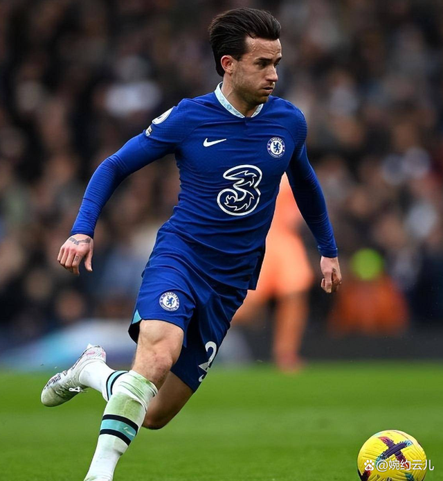 切尔西前锋福法纳租借至土超在切尔西遭弃用的简单介绍  第2张