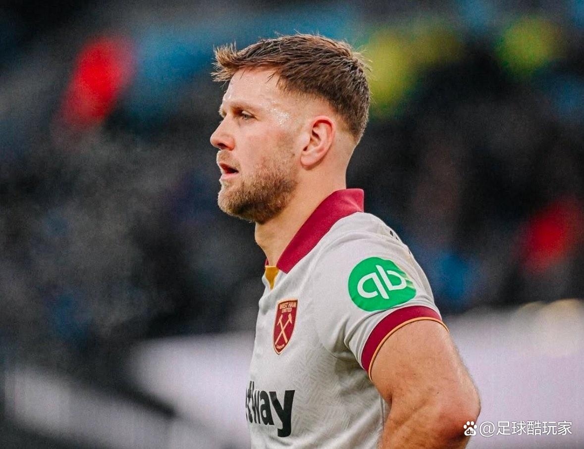 关于里昂冬窗寻求租借恩德里克并已经开始进行谈判的信息  第1张