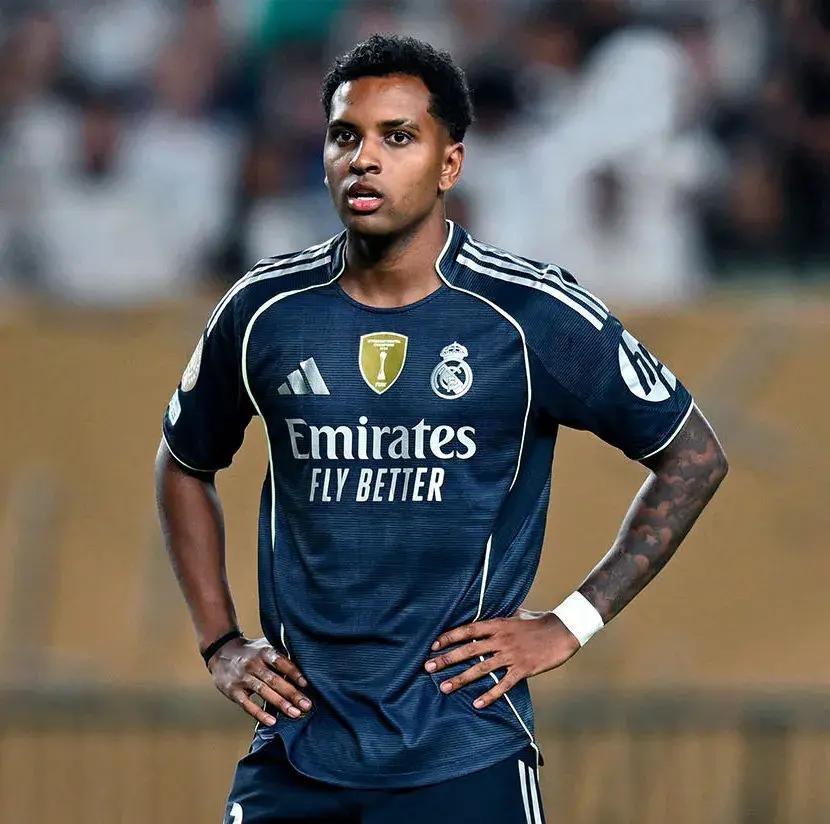 马竞准备总价7000万欧报价热刺后卫罗梅罗西蒙尼今夏锁定这位热刺后卫的简单介绍