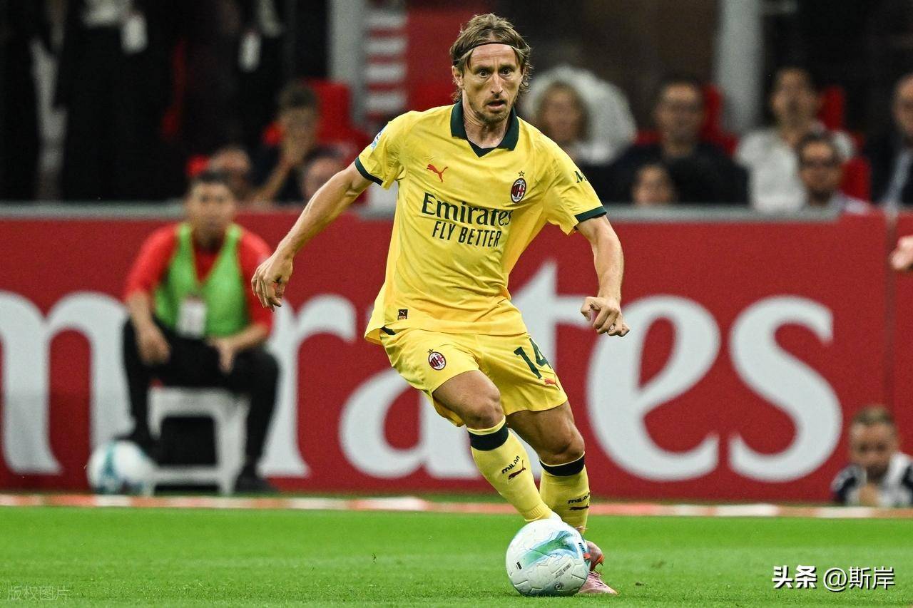 意甲罗马2-0乌迪内斯罗马升至第二的简单介绍 第1张 意甲罗马2-0乌迪内斯罗马升至第二的简单介绍 第1张