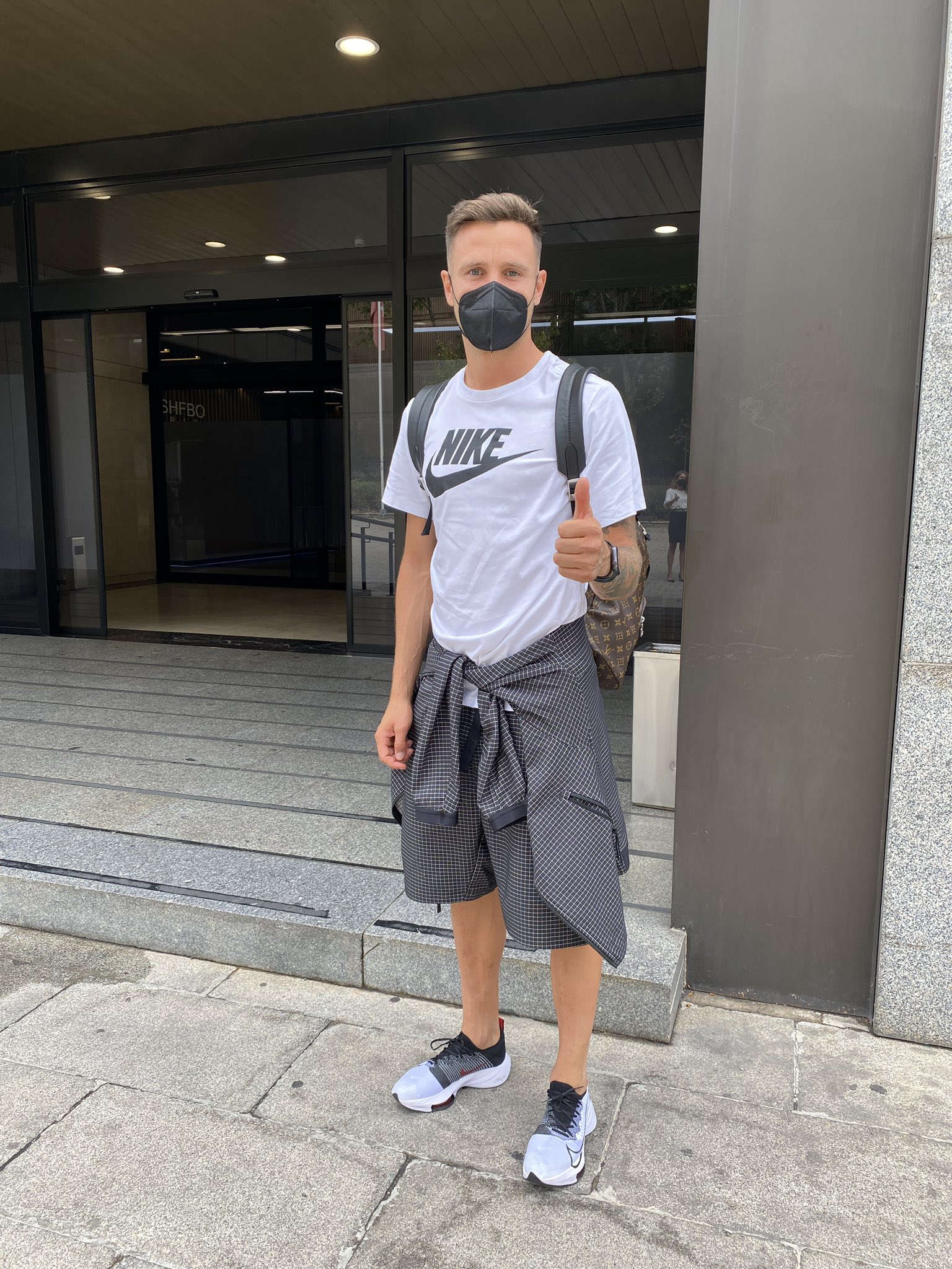 关于萨乌尔与马竞完成解约将加盟土超特拉布宗体育的信息