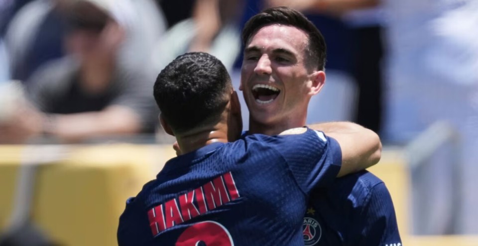 关于阿什拉夫预计缺席3-5周球员将错过多场比赛的信息  第1张