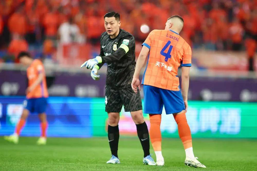 泰山队夏窗操作需要提速其它球队均在积极补强的简单介绍  第1张